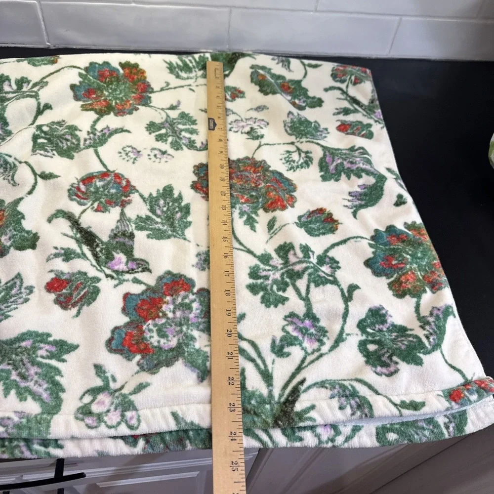 World Market Retro Floral with Birds‎ Towel Set of Two